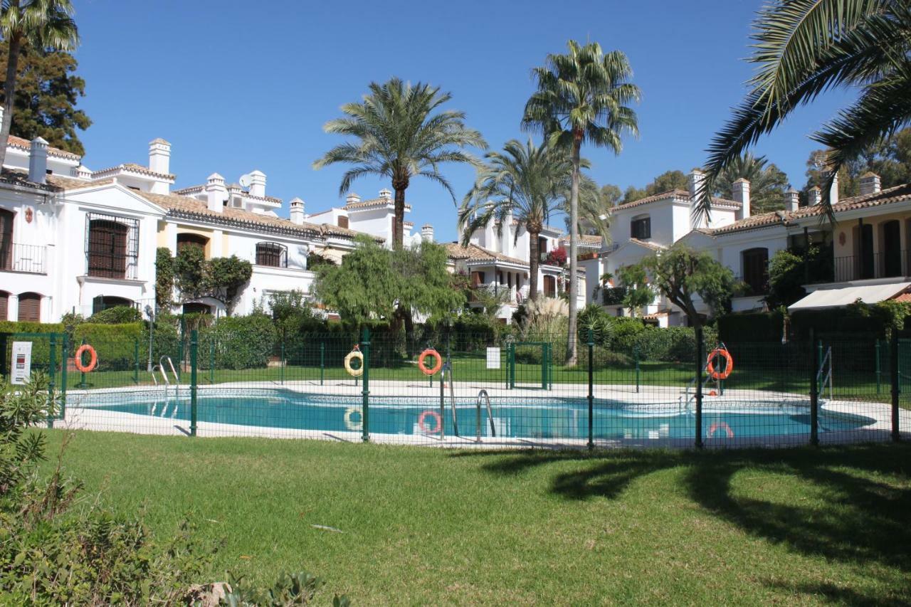 Adosado Junto Al Mar Villa Estepona Exterior foto